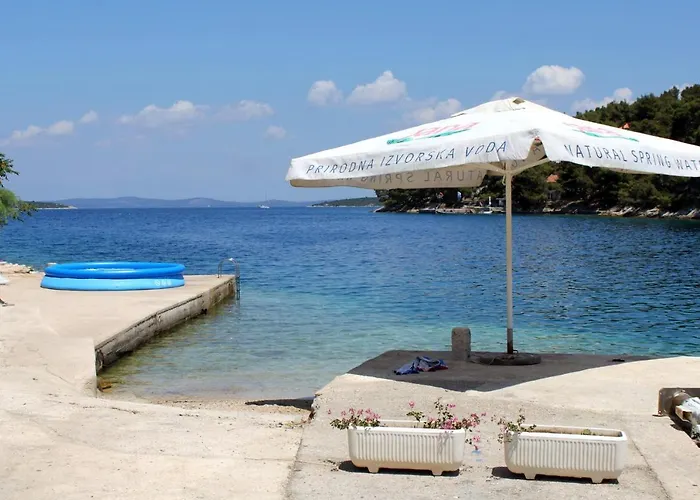 With A Parking Space Sali, Dugi Otok - 8172 * Sali