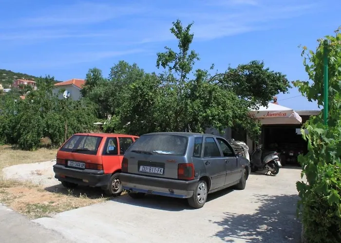 Appartement With A Parking Space Sali, Dugi Otok - 8172 *