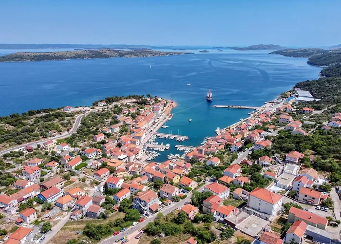 Appartement With A Parking Space Sali, Dugi Otok - 8172 Sali