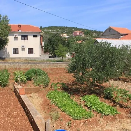 With A Parking Space Sali, Dugi Otok - 8172 Sali